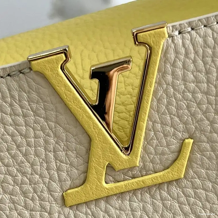 Fashionrepsfam ru 2206YA0006 LV Bag 0527